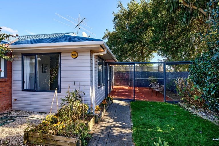 Photo of property in 47 Waiwhetu Road, Waiwhetu, Lower Hutt, 5010