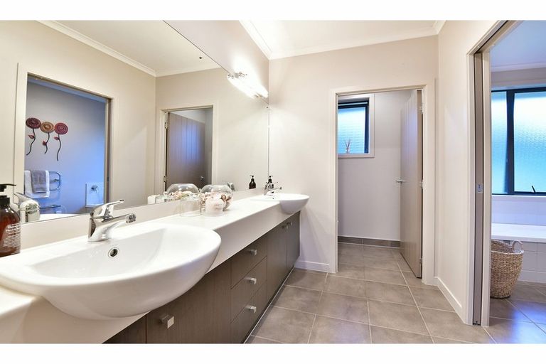 Photo of property in 257 Upper Waiwera Road, Puhoi, Silverdale, 0994