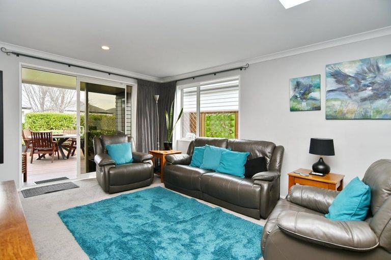 Photo of property in 26 Pounamu Place, Pegasus, 7612
