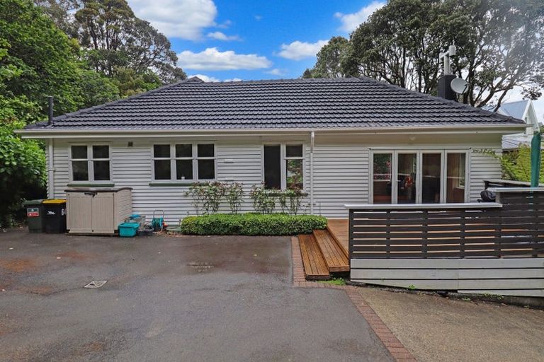 Photo of property in 64a Simla Crescent, Khandallah, Wellington, 6035
