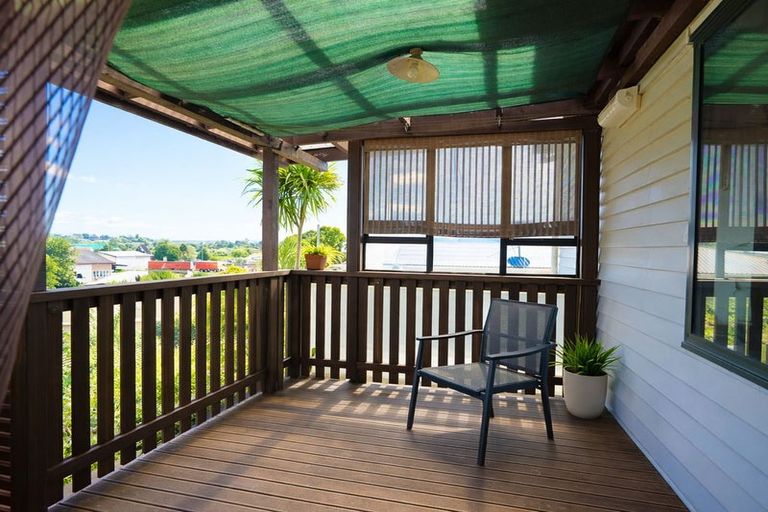 Photo of property in 32 Rayner Road, Huntly, 3700