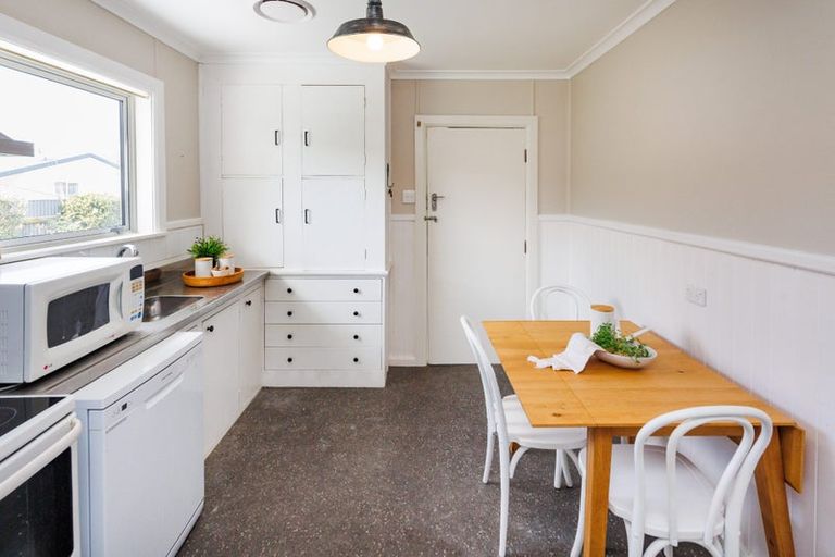 Photo of property in 67 Guy Avenue, Takaro, Palmerston North, 4410