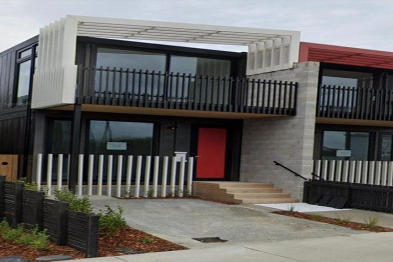 Photo of property in 9 Nugget Avenue, Hobsonville, Auckland, 0616