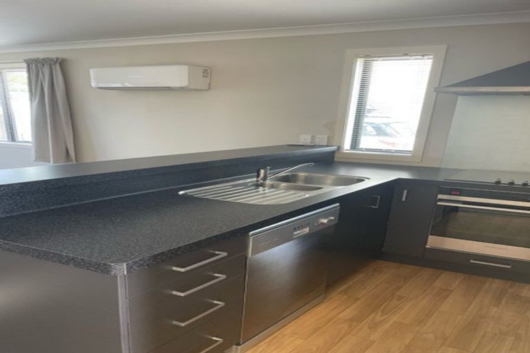 Photo of property in 3b Stafford Street, Silverstream, Upper Hutt, 5019