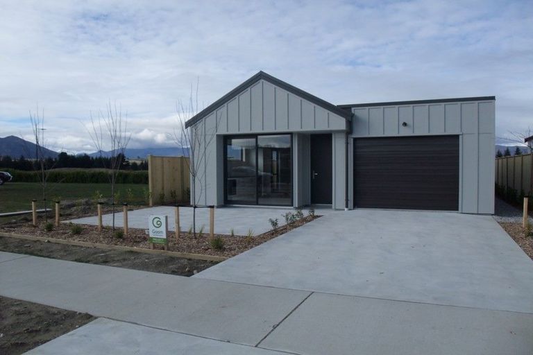 Photo of property in 34 Glen Dene Crescent, Wanaka, 9305