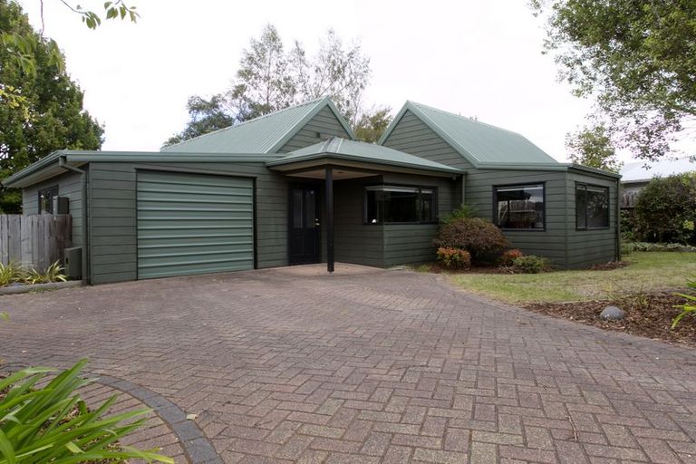 Photo of property in 5 Koha Road, Taupo, 3330