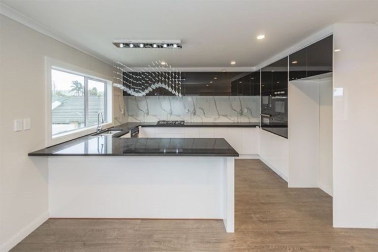 Photo of property in 16 Quattro Avenue, Flat Bush, Auckland, 2019