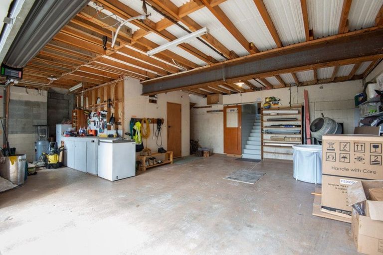 Photo of property in 15 Coach Road, Fairfield, Dunedin, 9018