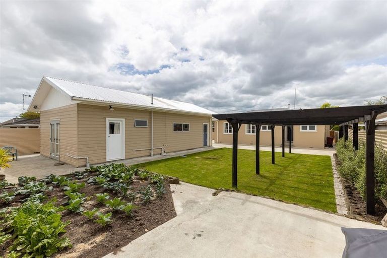 Photo of property in 8 Kingston Street, Awapuni, Palmerston North, 4412