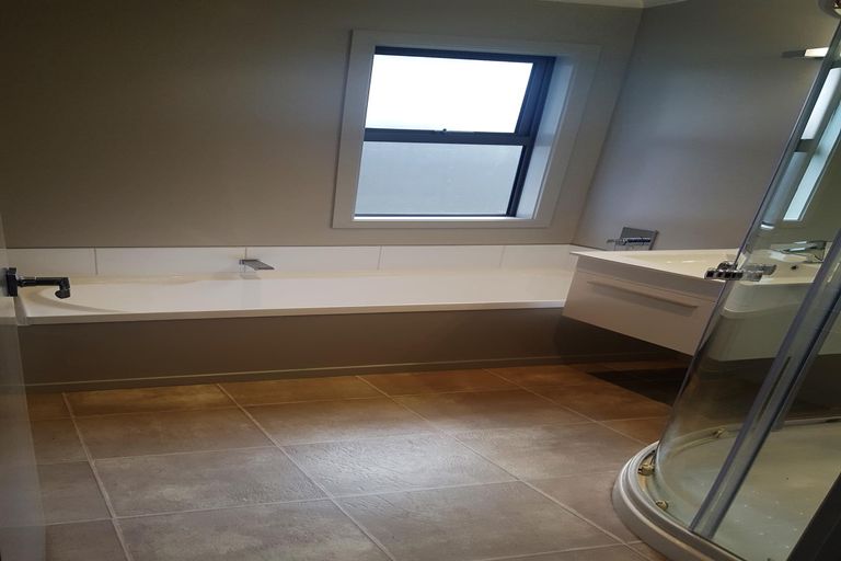 Photo of property in 11a Austral Place, Cromwell, 9310