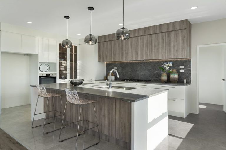 Photo of property in 17 Emerald Avenue, Rosehill, Papakura, 2113