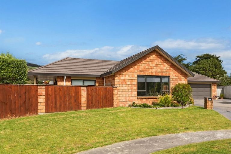 Photo of property in 17 Sams Way, Raumati South, Paraparaumu, 5032