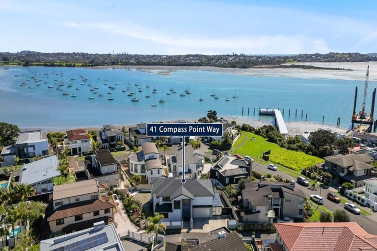 Photo of property in 41 Compass Way, Half Moon Bay, Auckland, 2012