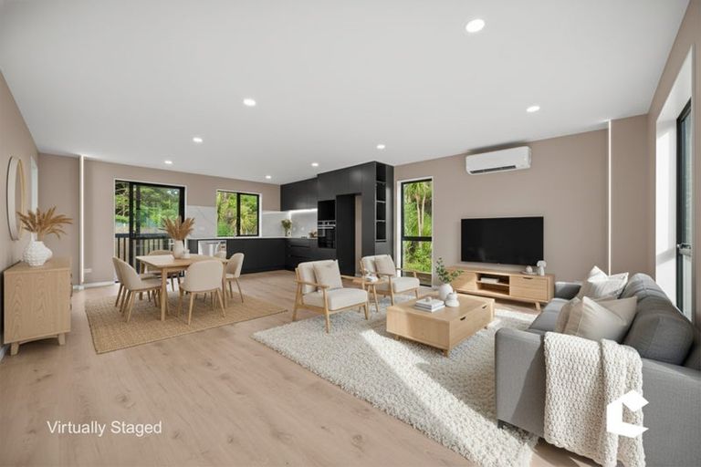 Photo of property in 25d Lavery Place, Sunnynook, Auckland, 0632