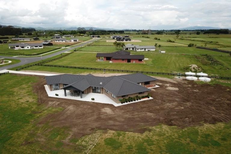 Photo of property in 3 Clover Close, Matangi, Hamilton, 3283