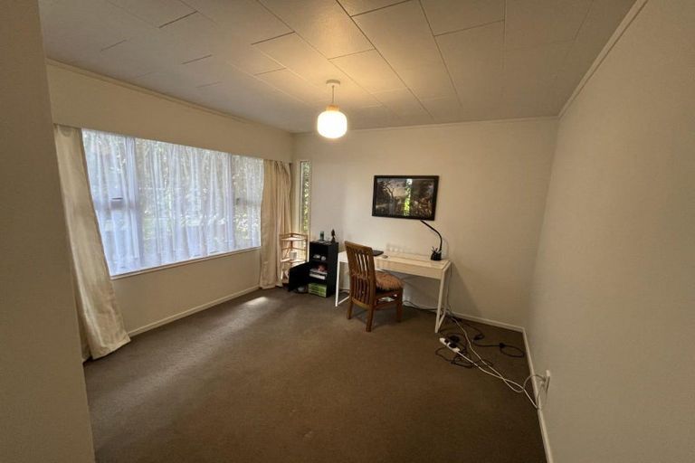 Photo of property in 5 Fairfax Terrace, Frankleigh Park, New Plymouth, 4310