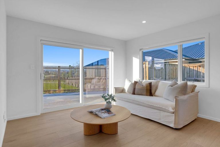 Photo of property in 19a Silverwood Lane, Leamington, Cambridge, 3495