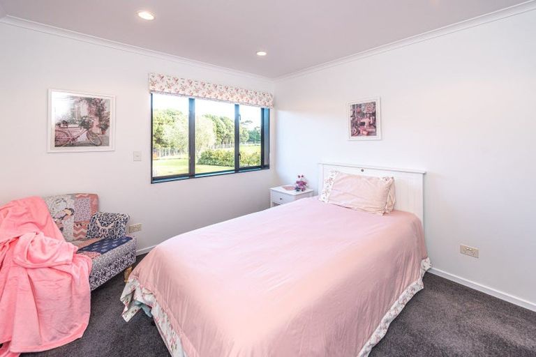 Photo of property in 298 No 2 Line, Okoia, Whanganui, 4572