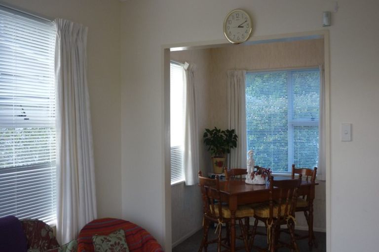 Photo of property in 1/48 Paremata Crescent, Paremata, Porirua, 5024