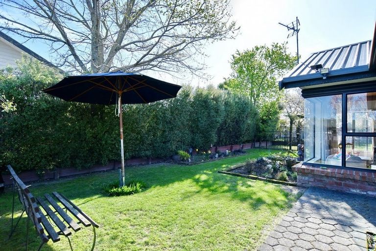 Photo of property in 58 Kowhai Avenue, Rangiora, 7400