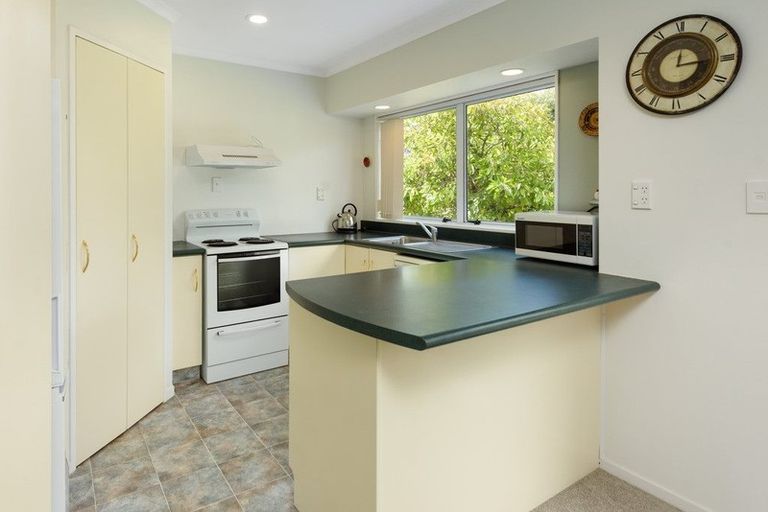 Photo of property in 20 Muir Place, Te Puke, 3119