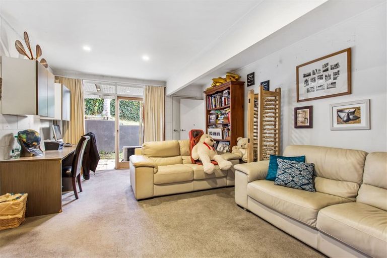 Photo of property in 109 Waller Avenue, Bucklands Beach, Auckland, 2012