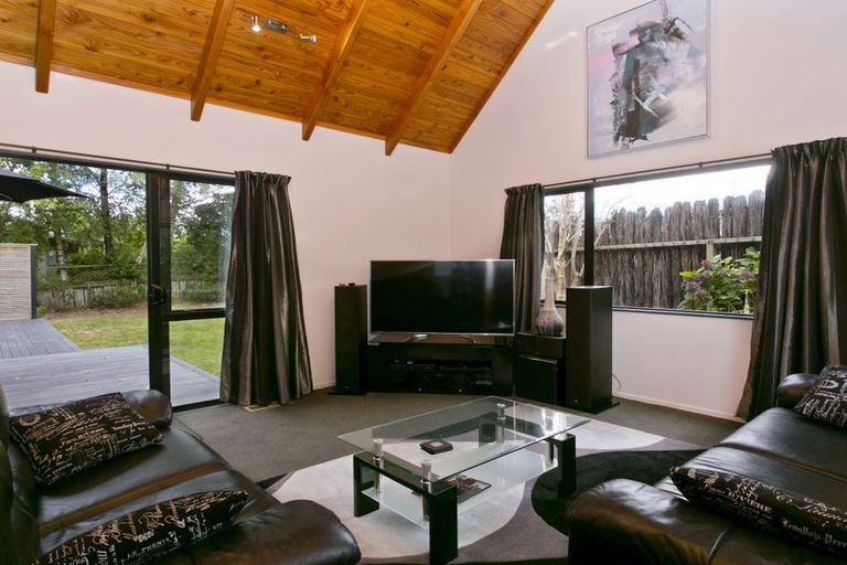 Photo of property in 5 Koha Road, Taupo, 3330