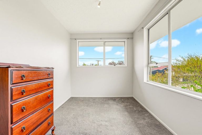 Photo of property in 5 Norrie Street, Redwood, Christchurch, 8051