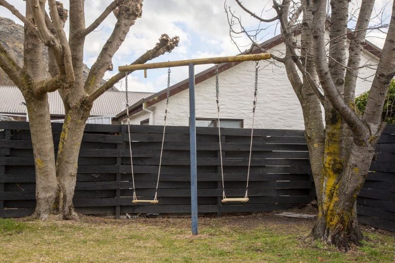 Photo of property in 48 Riverside Road, Frankton, Queenstown, 9300