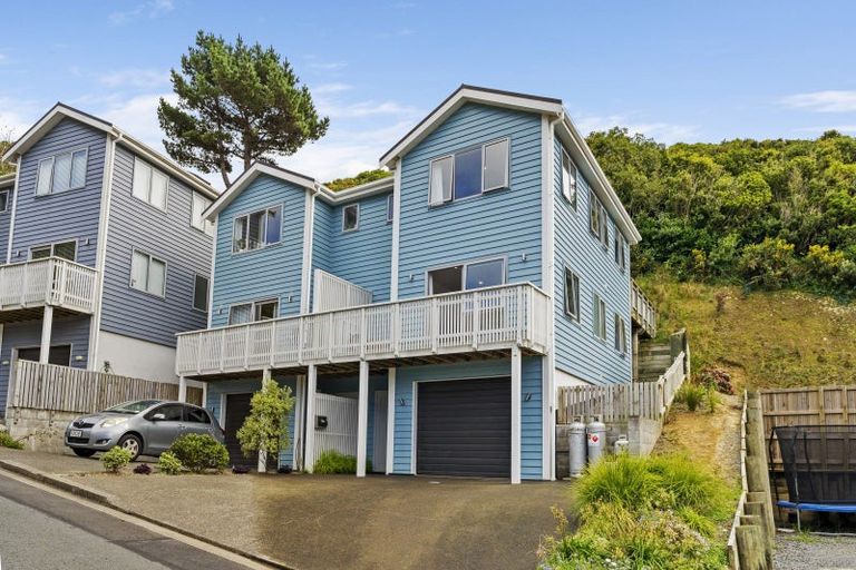 Photo of property in 10a Rarangi Way, Owhiro Bay, Wellington, 6023