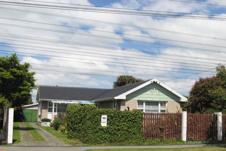 Photo of property in 19 Appleby Crescent, Burnside, Christchurch, 8053