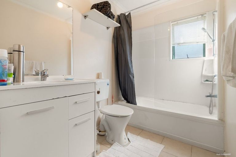 Photo of property in 3 Bicknell Road, Favona, Auckland, 2024