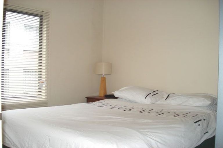 Photo of property in Hannahs Corner, 13/8 Leeds Street, Te Aro, Wellington, 6011