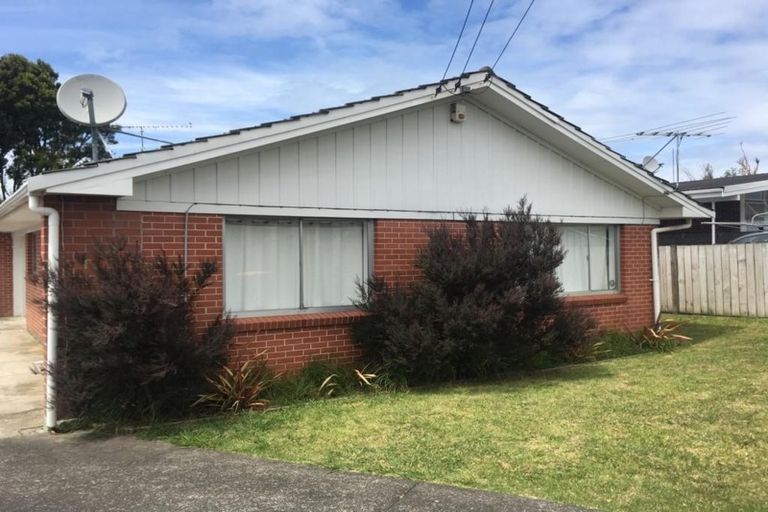 Photo of property in 1/17 Idlewild Avenue, Mangere, Auckland, 2022