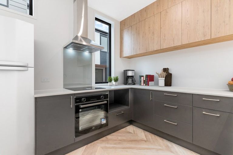 Photo of property in 4/8 Bennett Road, Pakuranga, Auckland, 2010