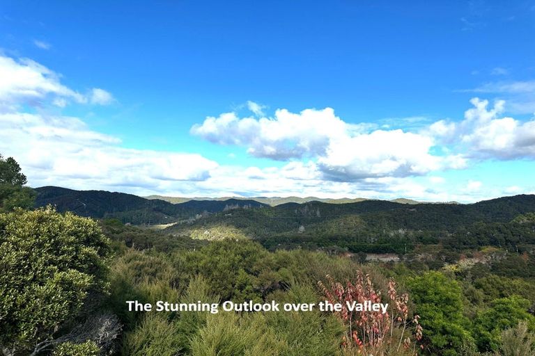 Photo of property in 35 Goffe Drive, Haruru, 0204