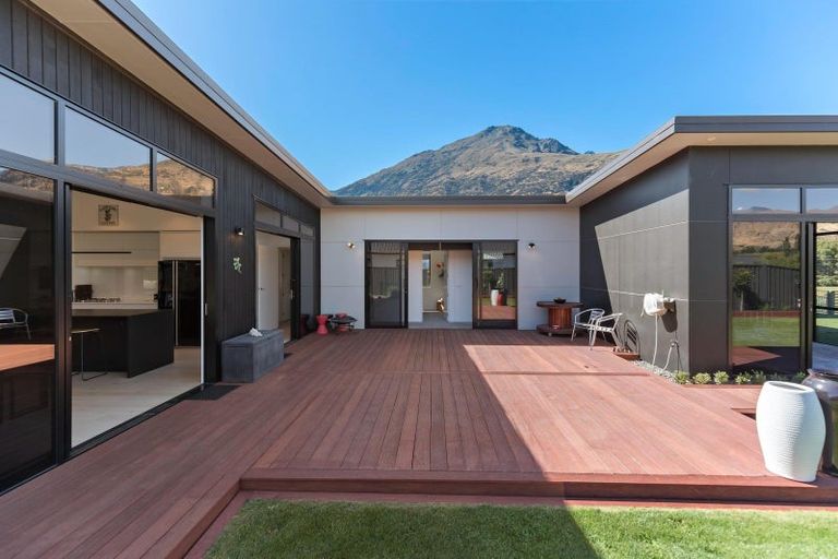 Photo of property in 117 Stalker Road, Lower Shotover, Queenstown, 9304