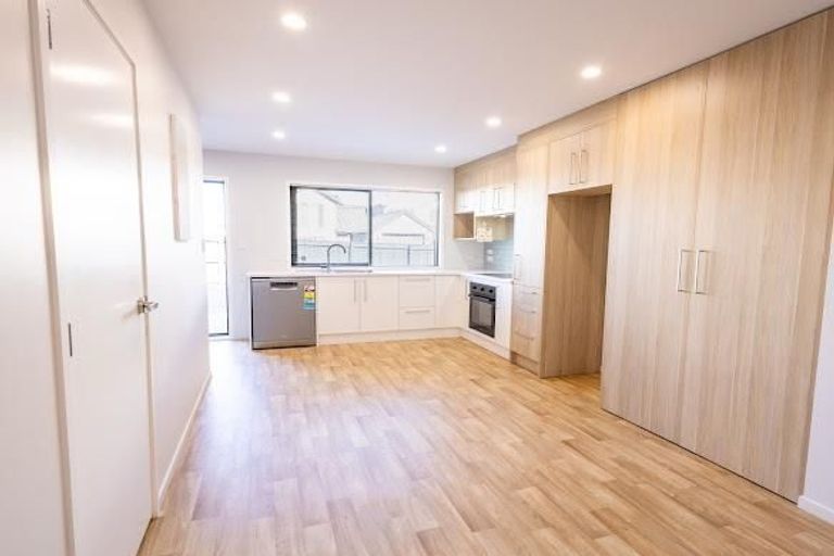 Photo of property in 22 Tima Lane, Mangere Bridge, Auckland, 2022