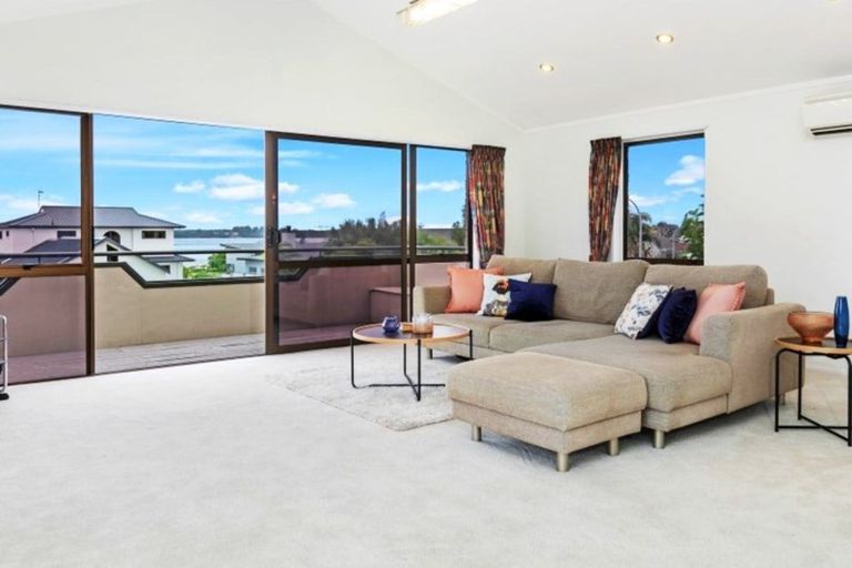 Photo of property in 16 Forrester Drive, Welcome Bay, Tauranga, 3112