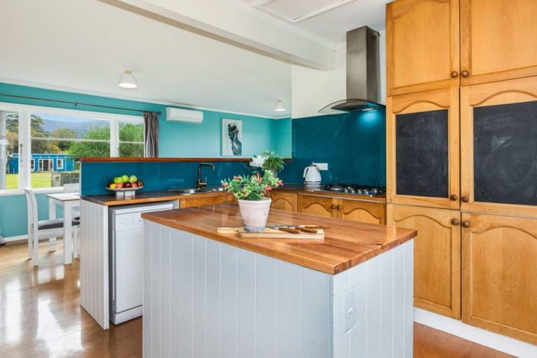 Photo of property in 96 Harrison Street, Featherston, 5710