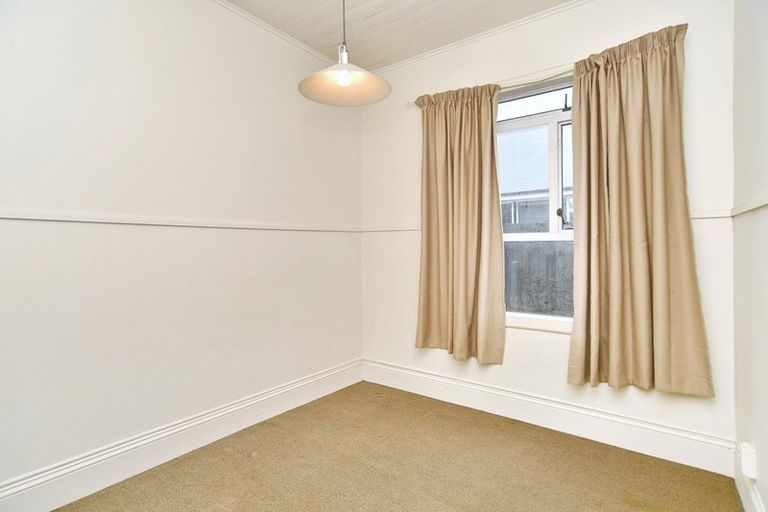 Photo of property in 21 Wrights Road, Addington, Christchurch, 8024