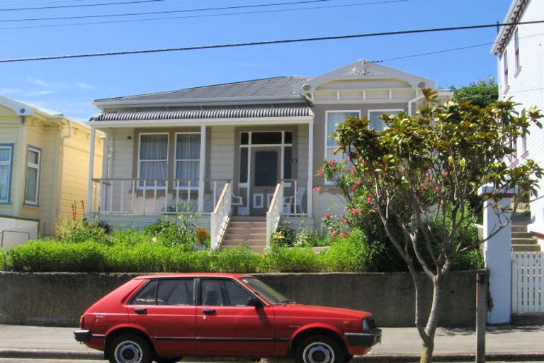 Photo of property in 3 Hiropi Street, Newtown, Wellington, 6021