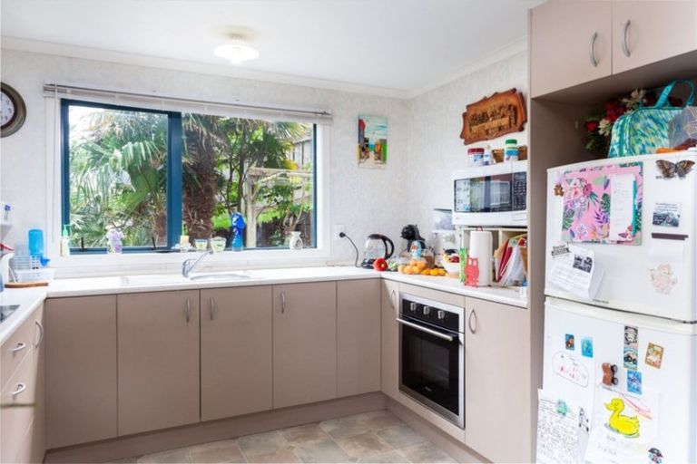 Photo of property in 26 Warkworth Grove, Bell Block, New Plymouth, 4312