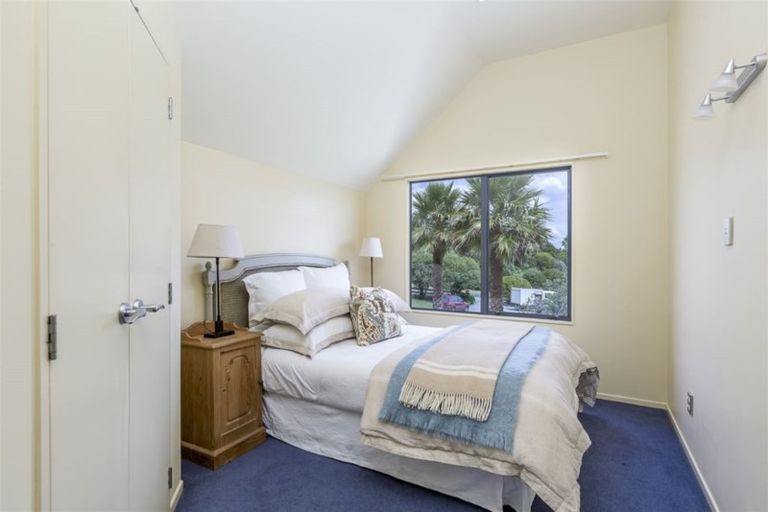 Photo of property in 1 Michael Bosher Way, Flat Bush, Auckland, 2019