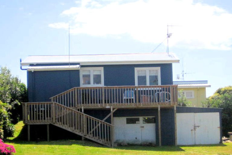 Photo of property in 247 Seaforth Road, Waihi Beach, 3611