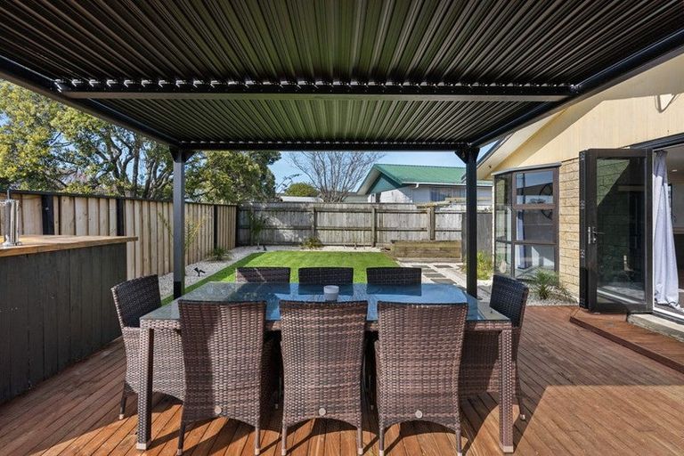 Photo of property in 10 Dillon Drive, Bell Block, New Plymouth, 4312