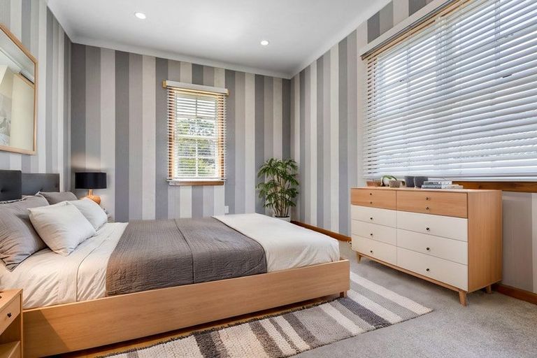 Photo of property in 57 Parkhill Road, Mellons Bay, Auckland, 2014