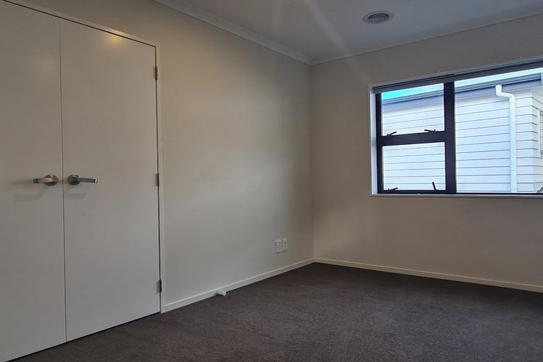 Photo of property in 49 Melksham Drive, Churton Park, Wellington, 6037