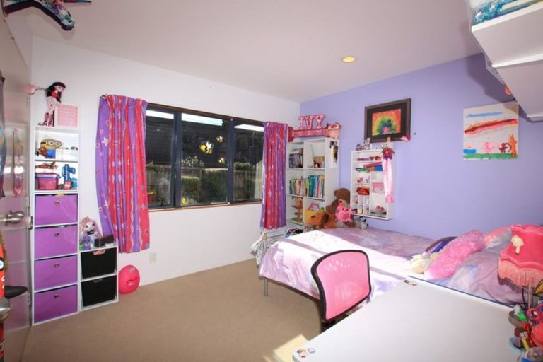 Photo of property in 21 Starlight Cove, Hobsonville, Auckland, 0618