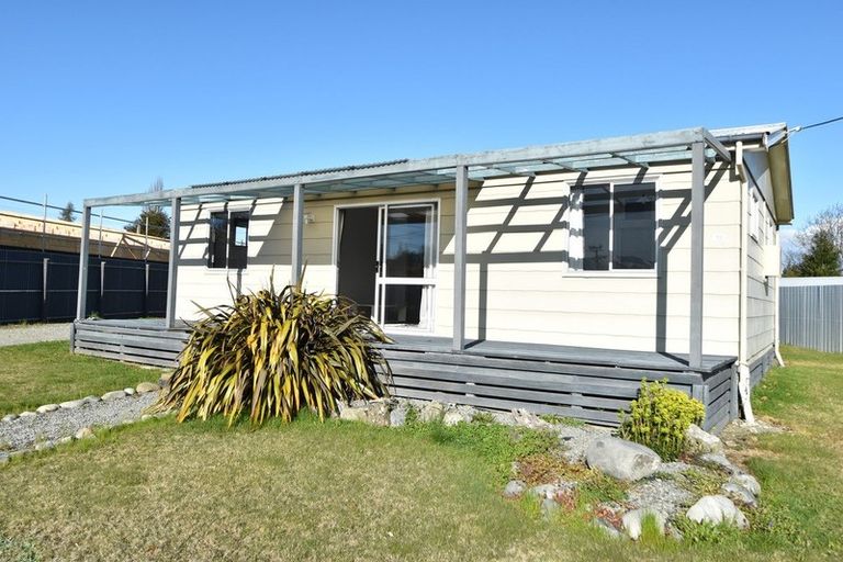 Photo of property in 18 Hunter Crescent, Twizel, 7901